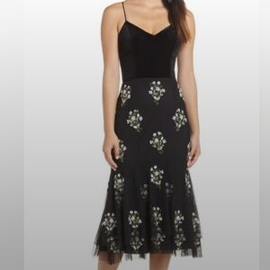 ADRIANNA PAPELL BEADED DRESS